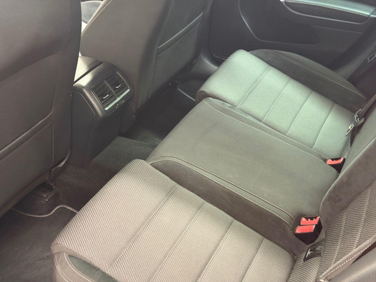Volkswagen Golf view 31