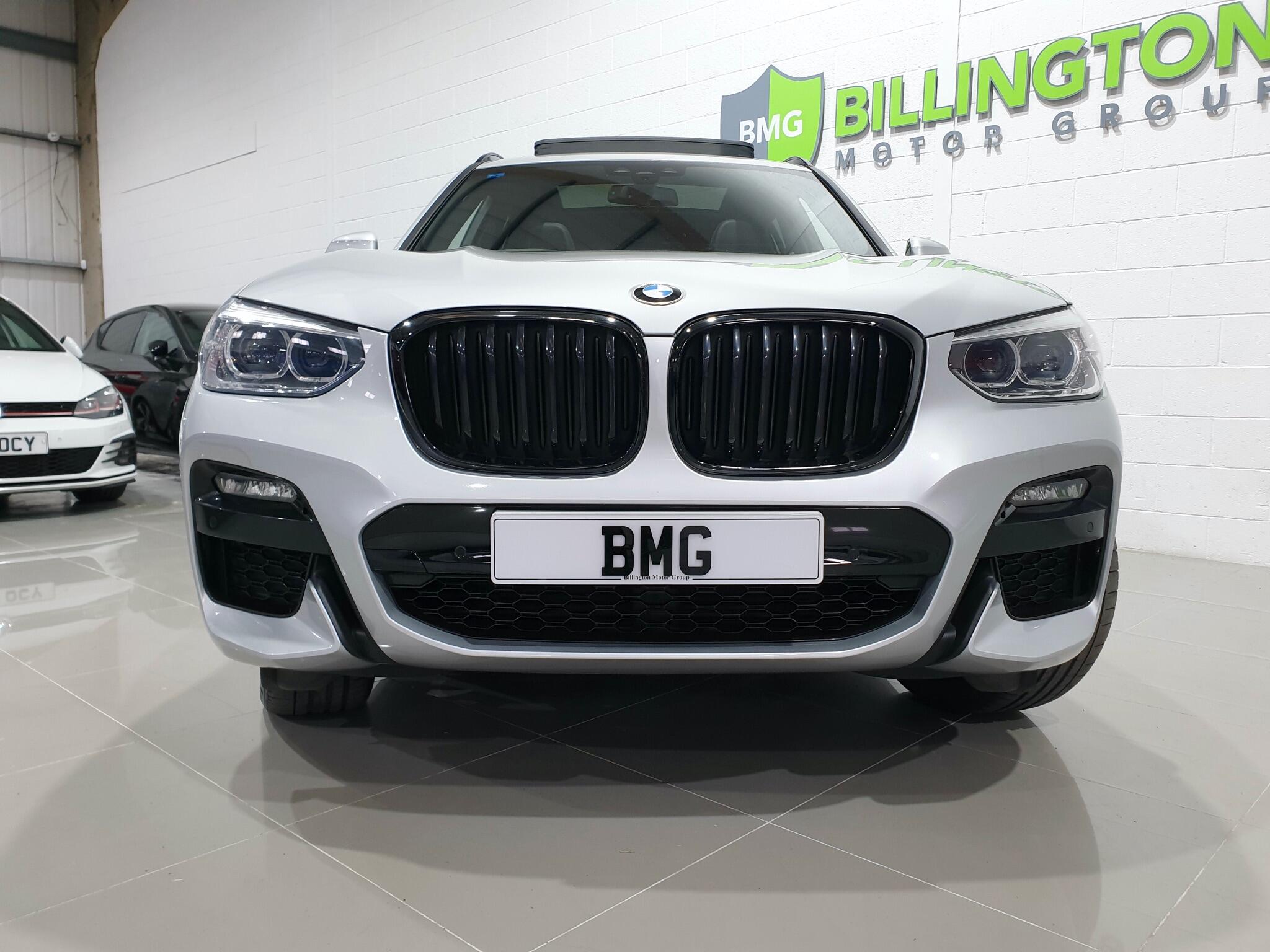 BMW X3 view 14