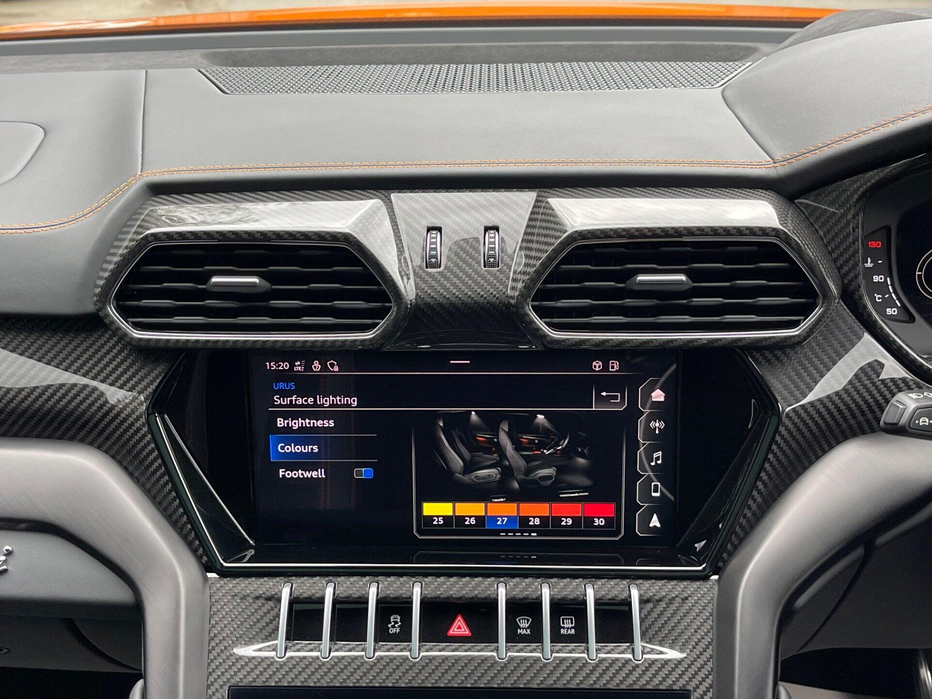 Lamborghini Urus view 55
