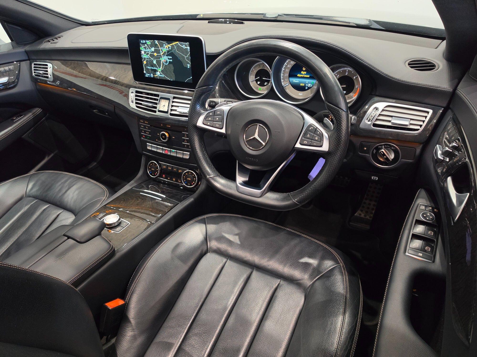Mercedes-Benz CLS view 33