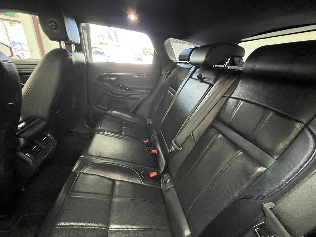 Land Rover Range Rover Evoque view 17
