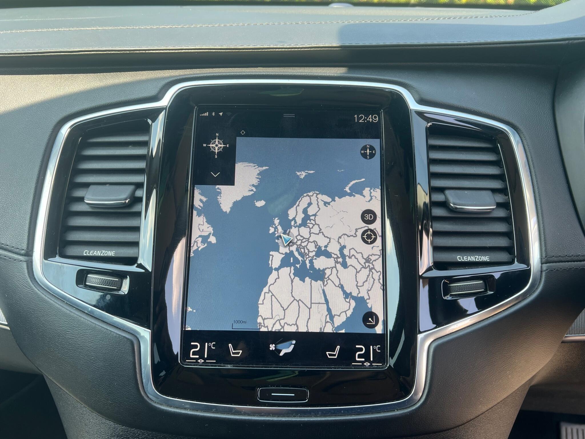 Volvo XC90 view 39