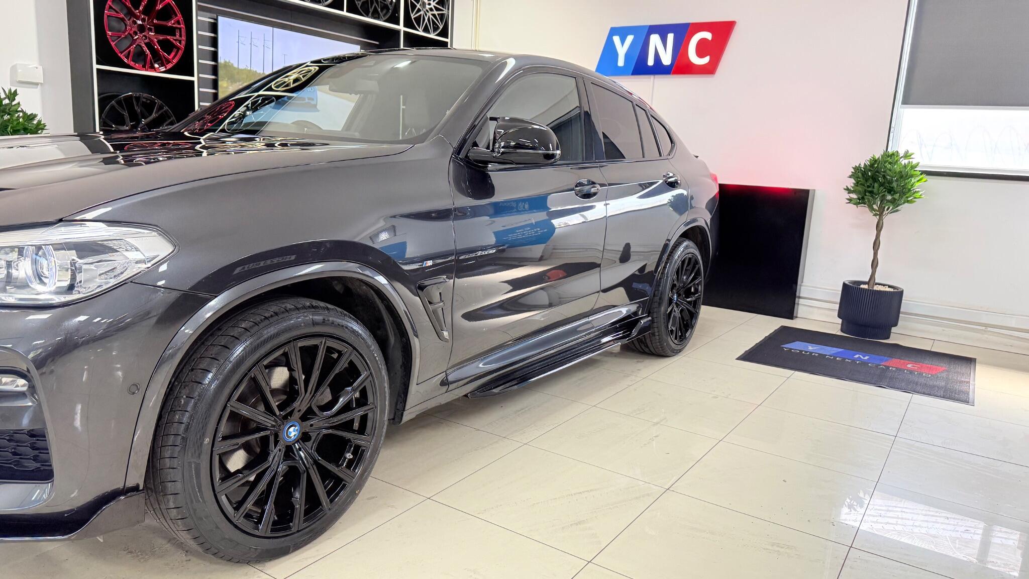 BMW X4 view 15