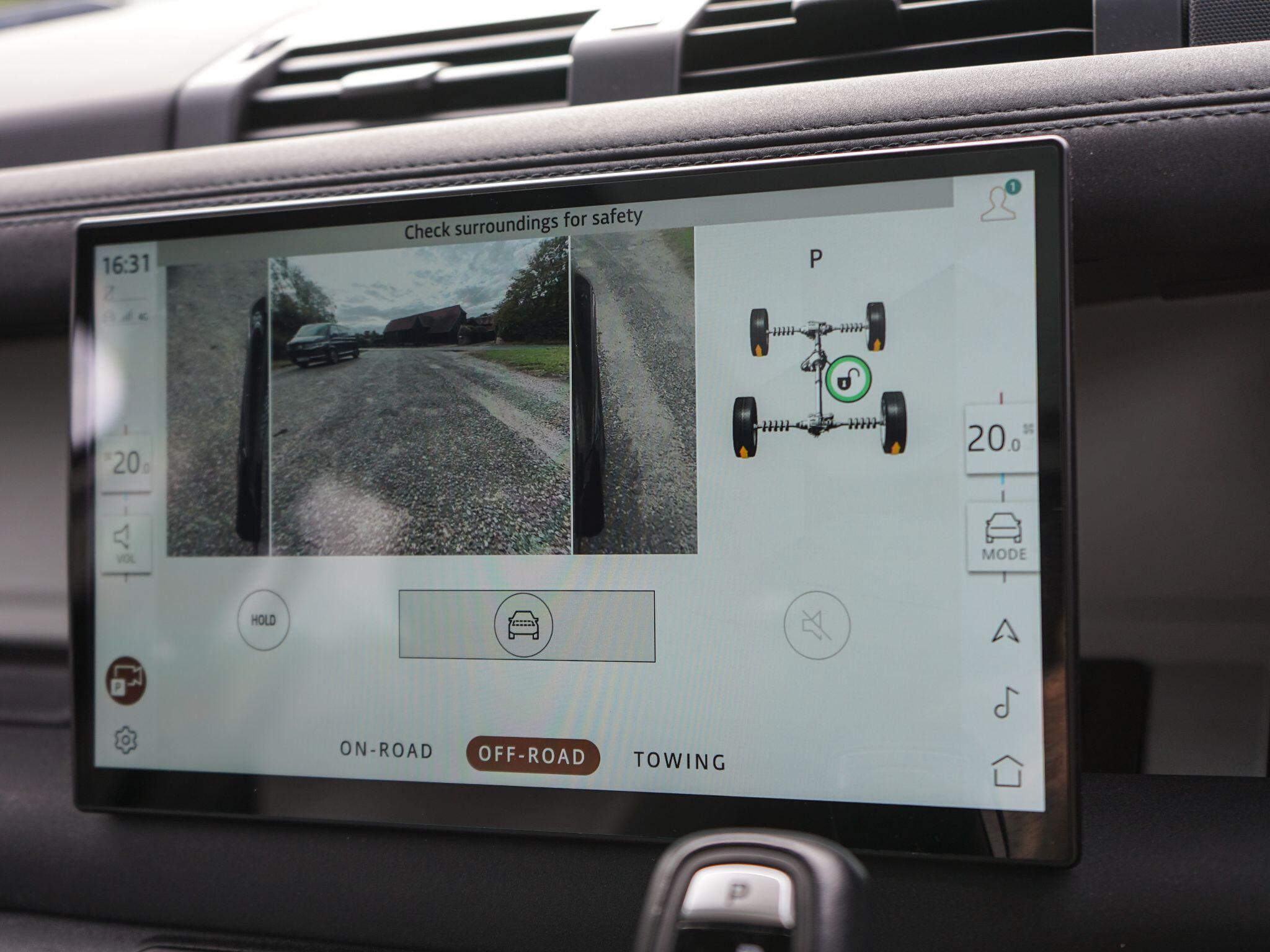 Land Rover Defender view 25