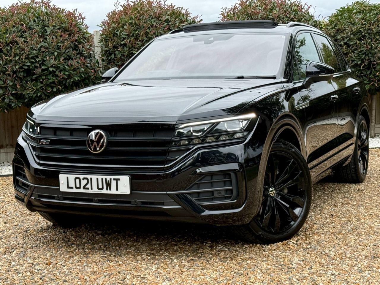 Volkswagen Touareg view 7