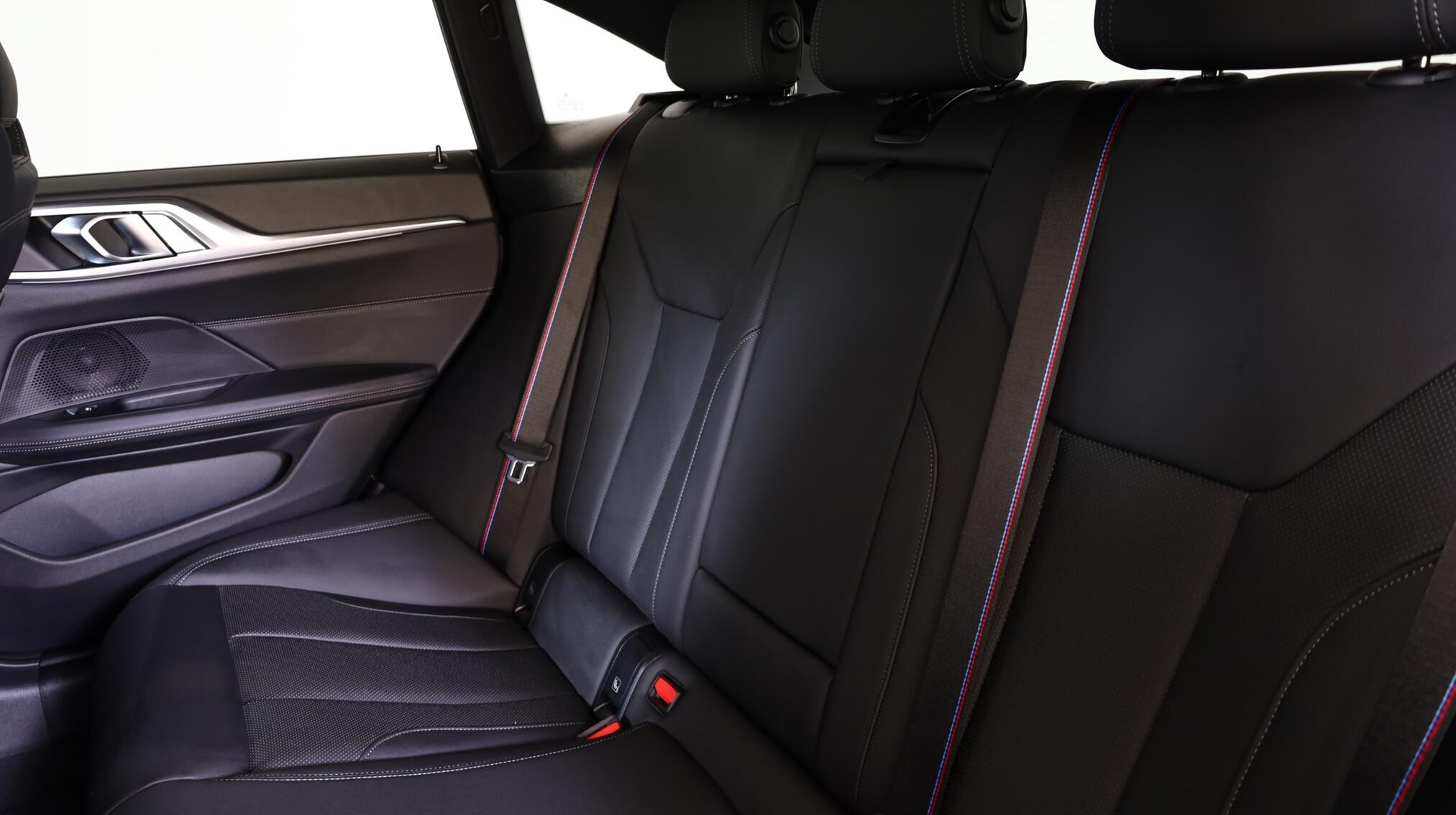 BMW 4 Series view 12