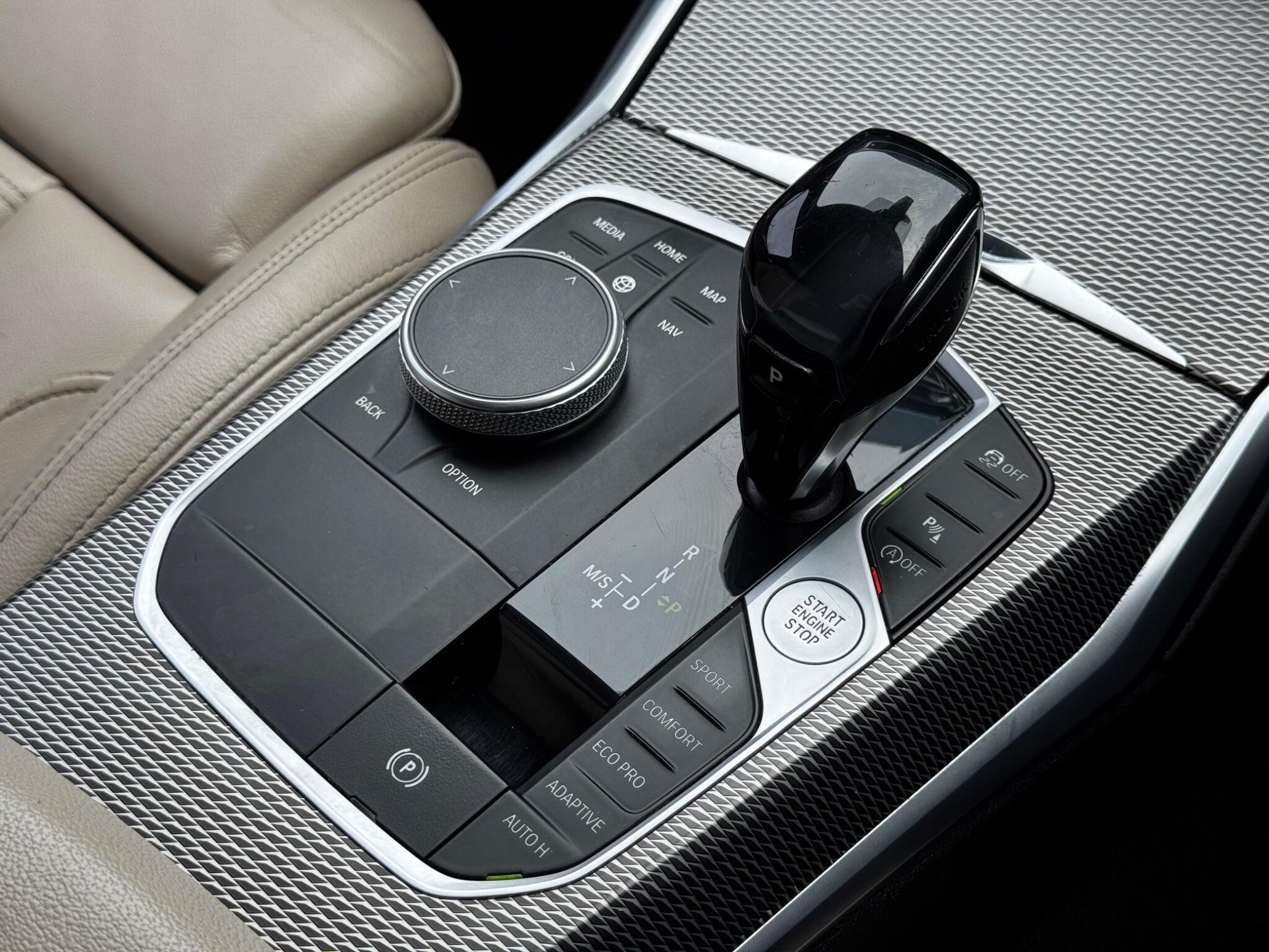 BMW 3 Series view 19