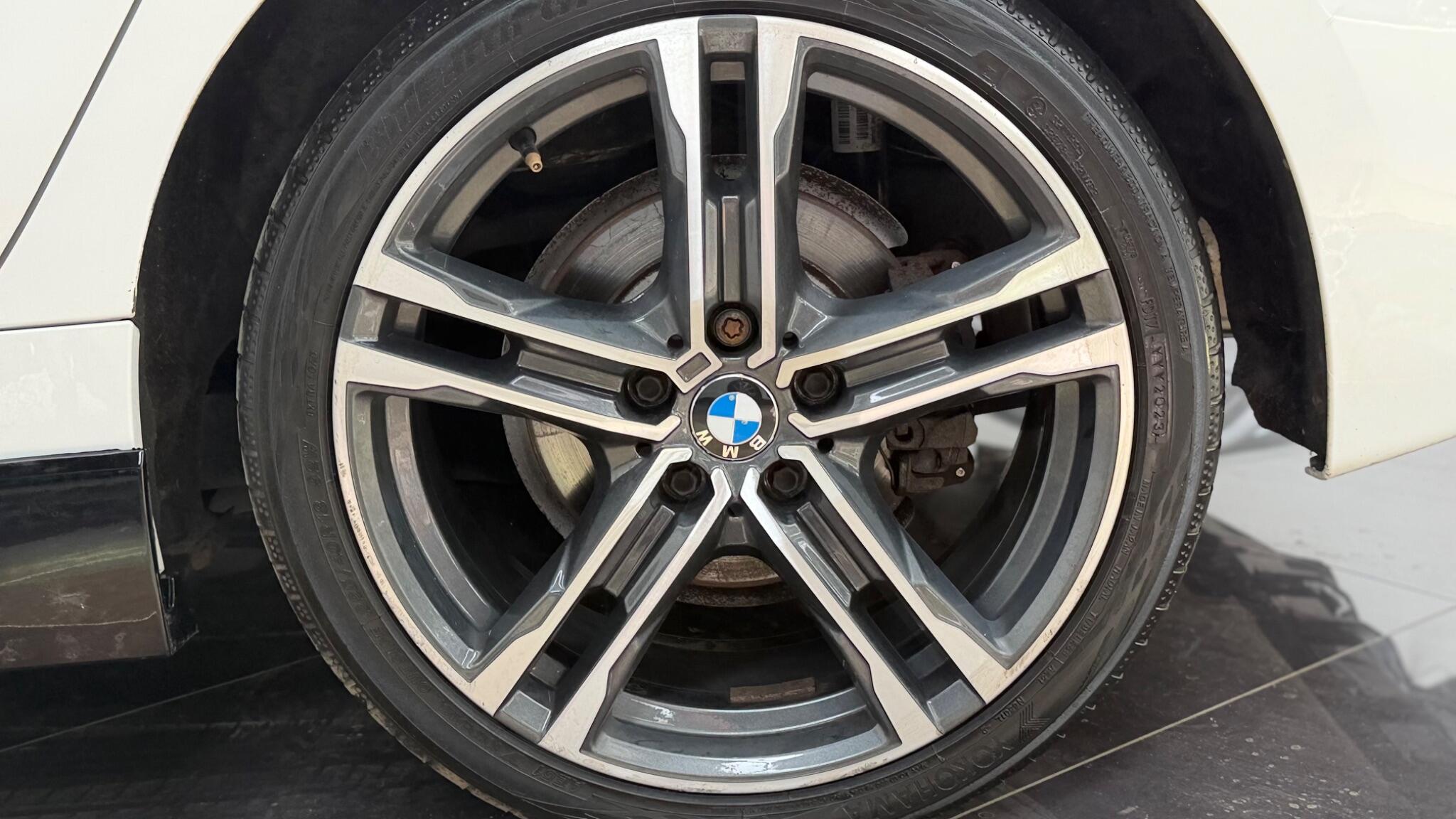 BMW 1 Series view 68