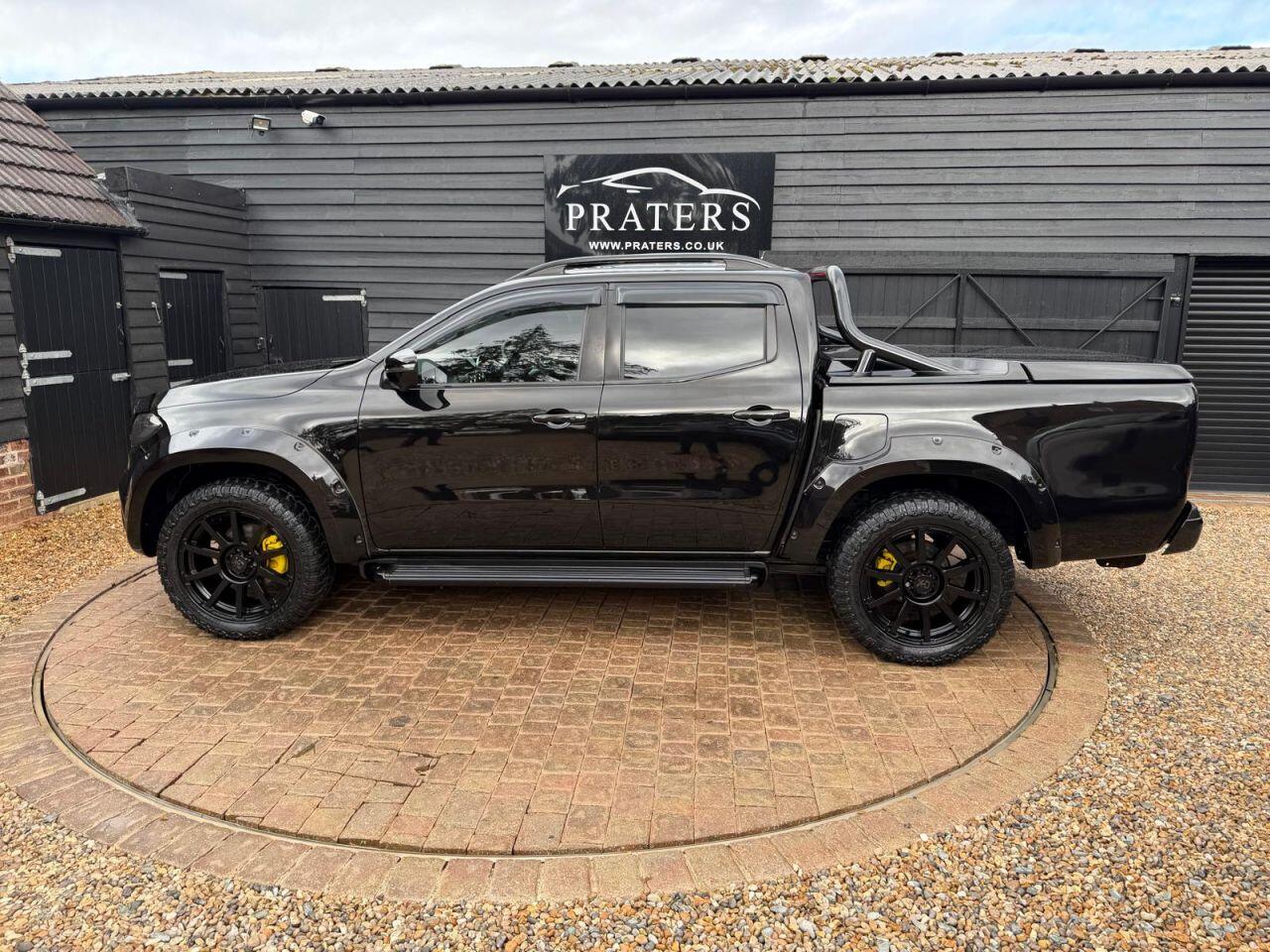 Mercedes-Benz X-Class view 8