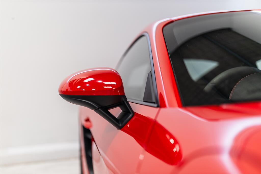 Porsche Cayman view 12