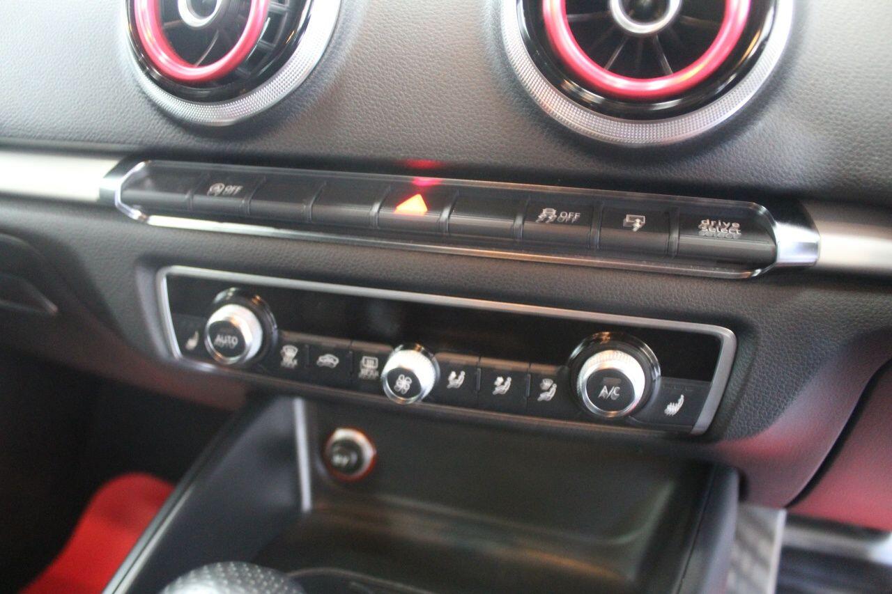 Audi A3 view 37
