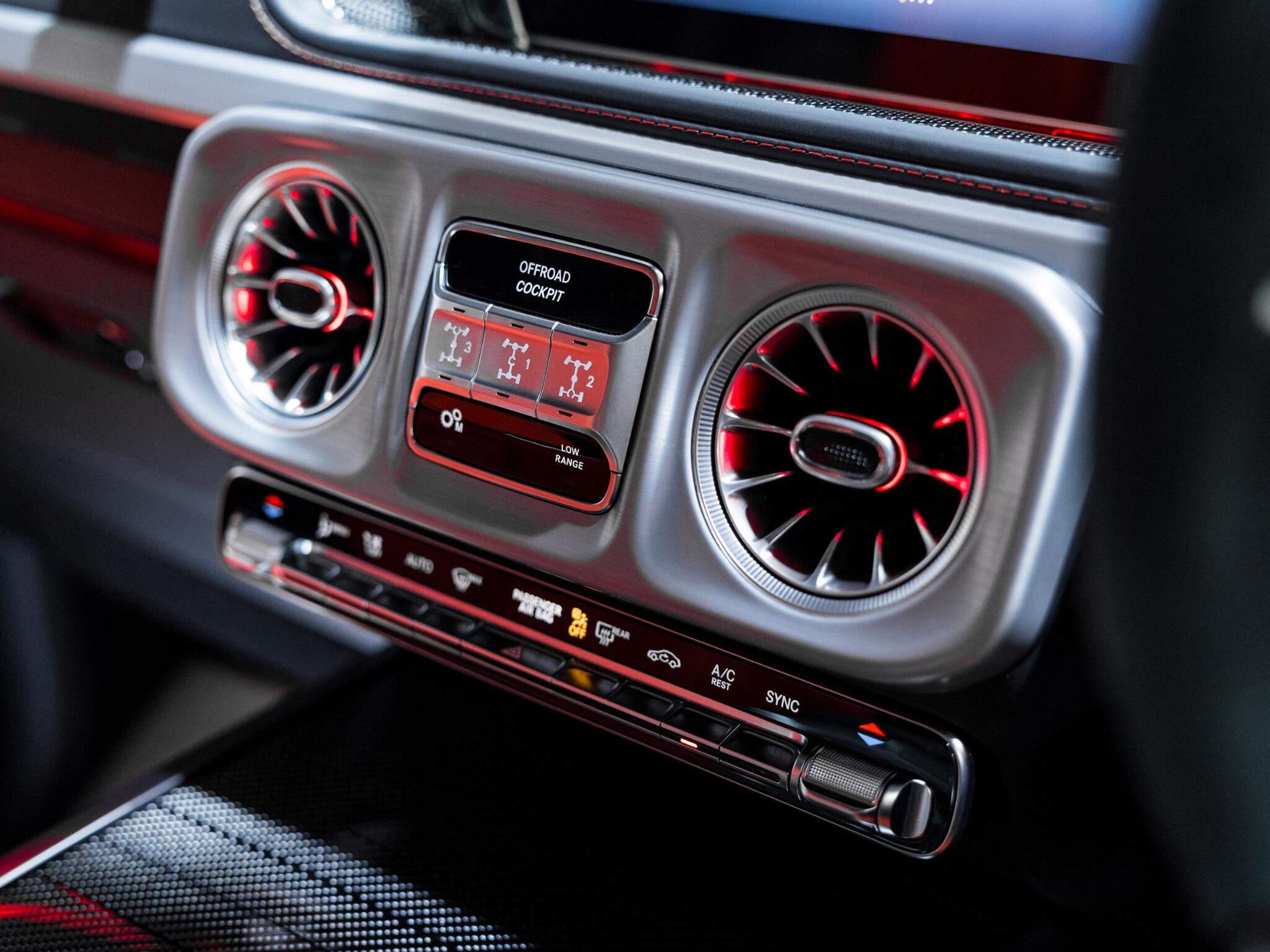 Mercedes-Benz G Class view 13