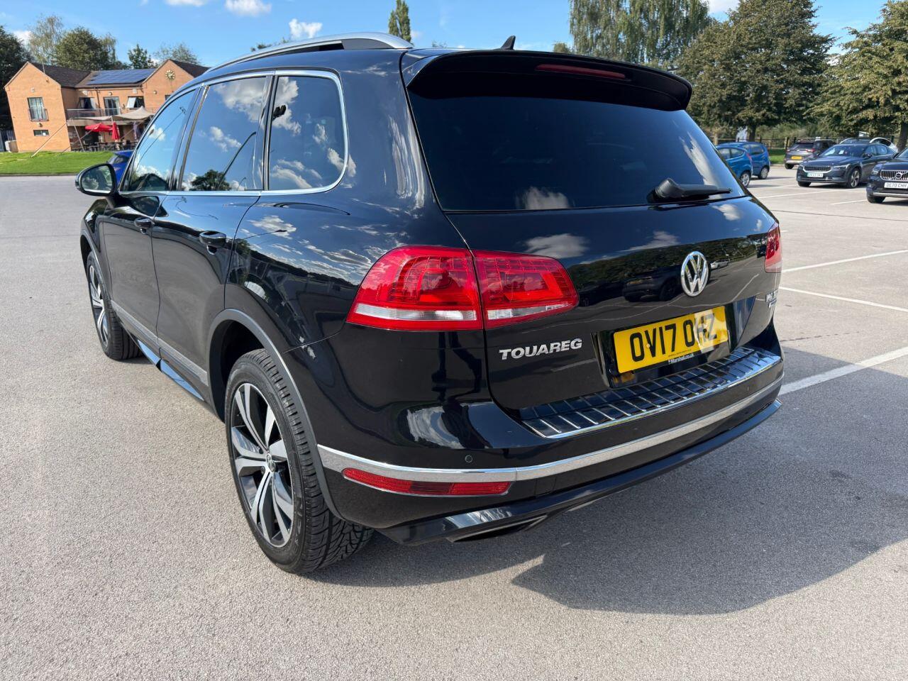 Volkswagen Touareg view 39