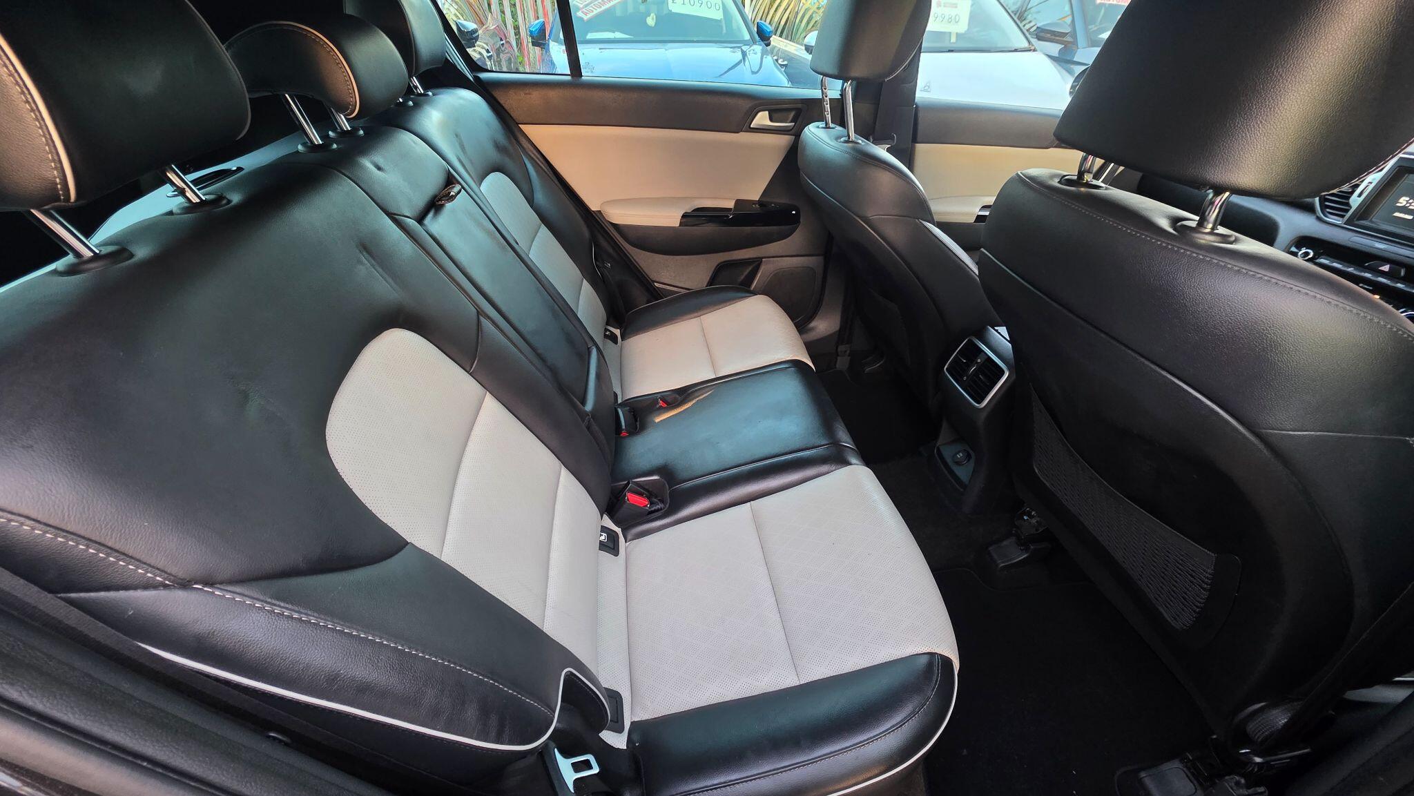 Kia Sportage view 29