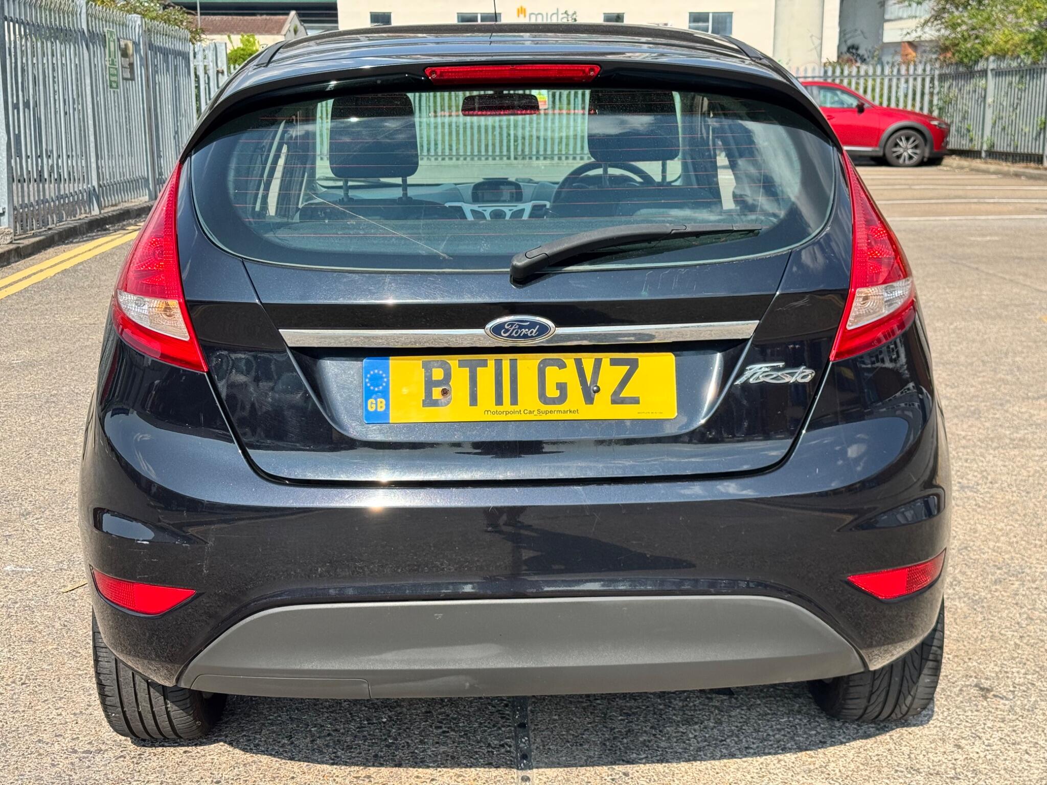 Ford Fiesta view 12