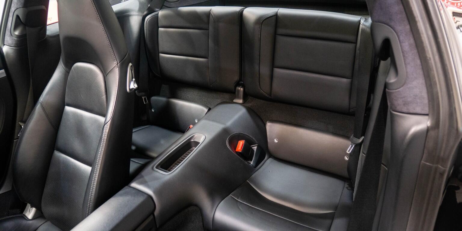 Porsche 911 view 20
