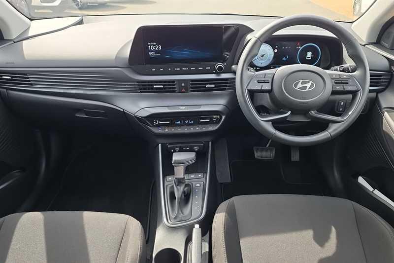 Hyundai i20 view 12