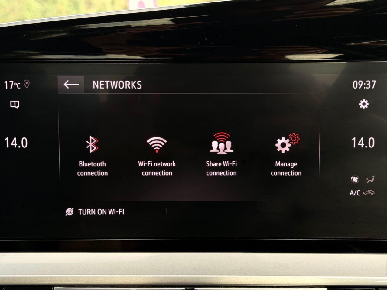 Vauxhall Mokka Electric view 53