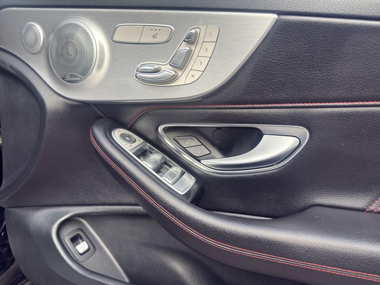 Mercedes-Benz C Class view 22