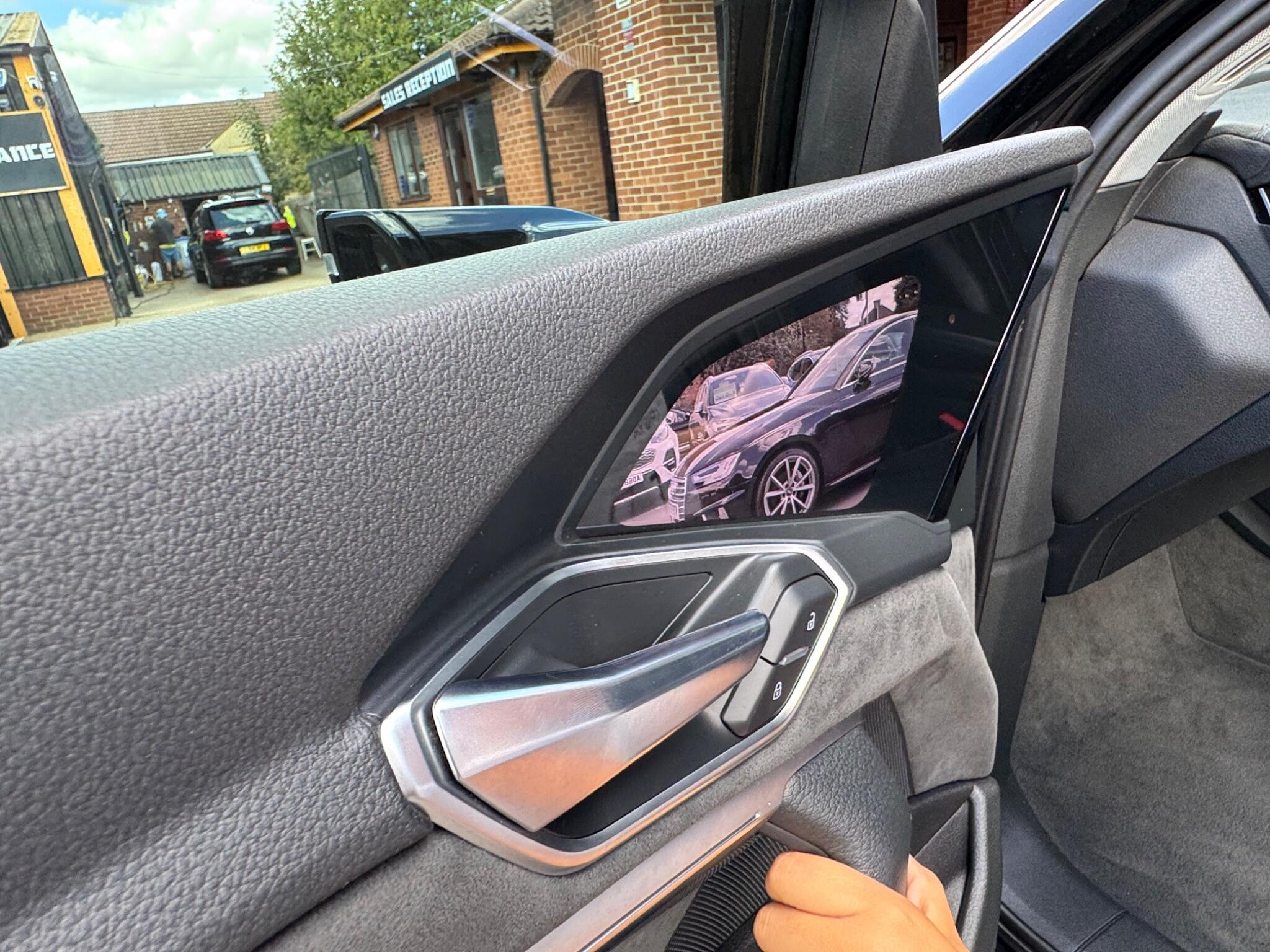 Audi E-Tron view 10