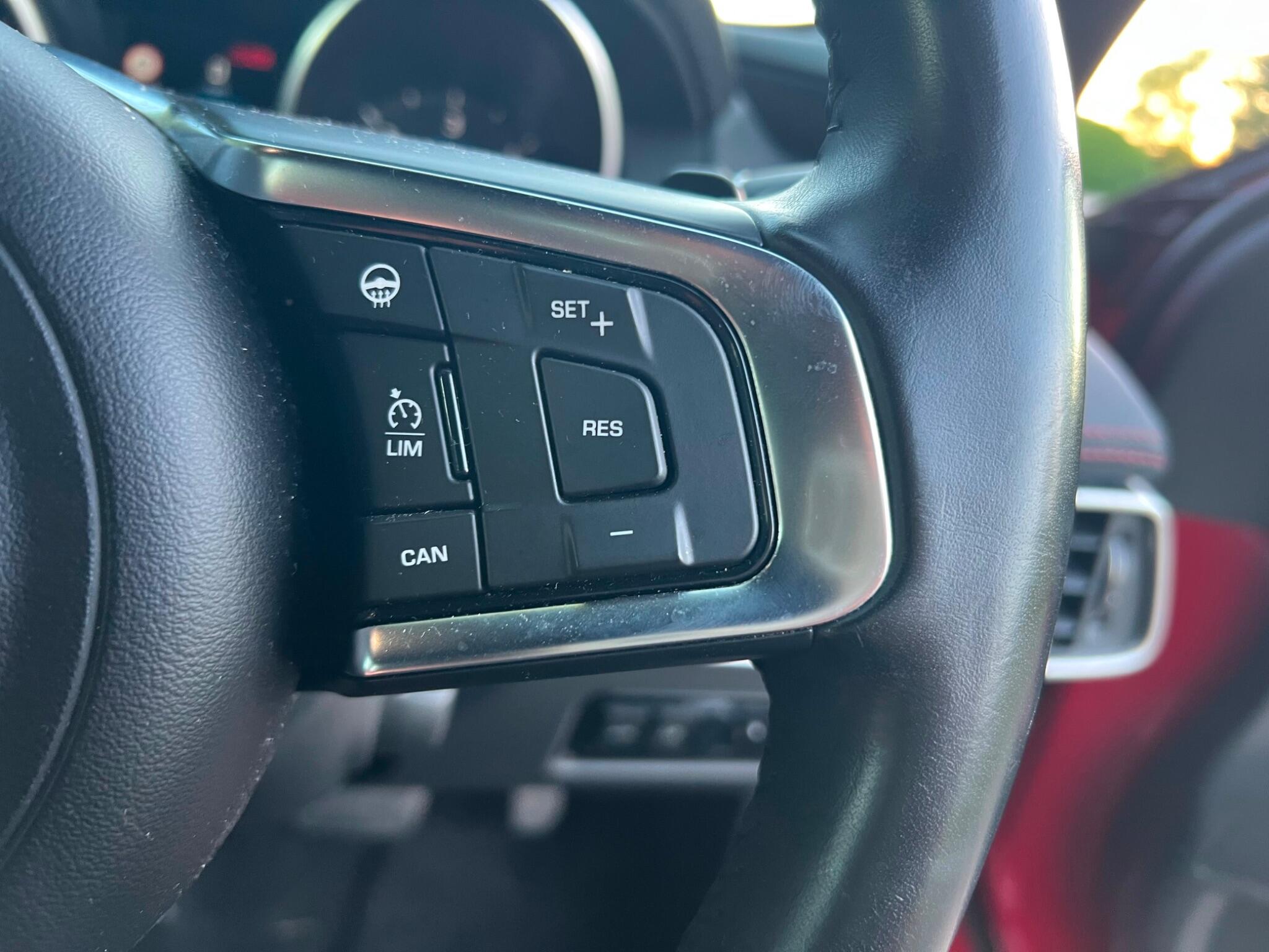 Jaguar Xe view 10