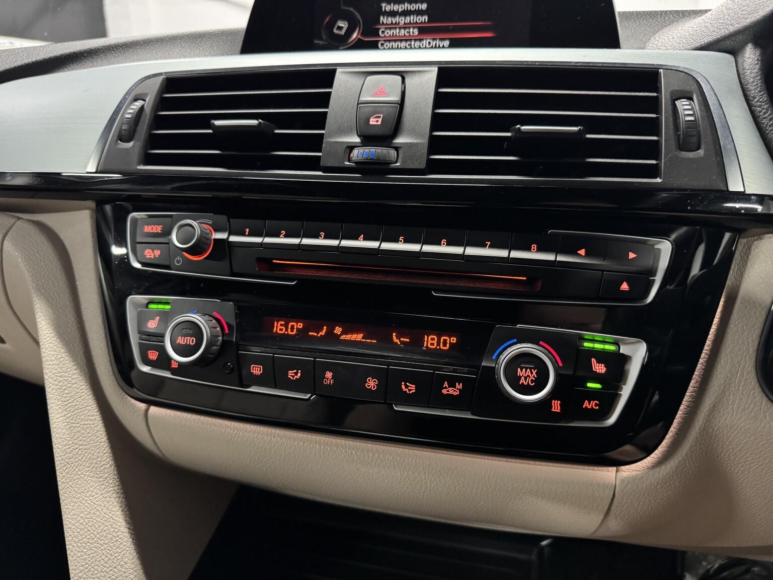 BMW 3 Series view 17