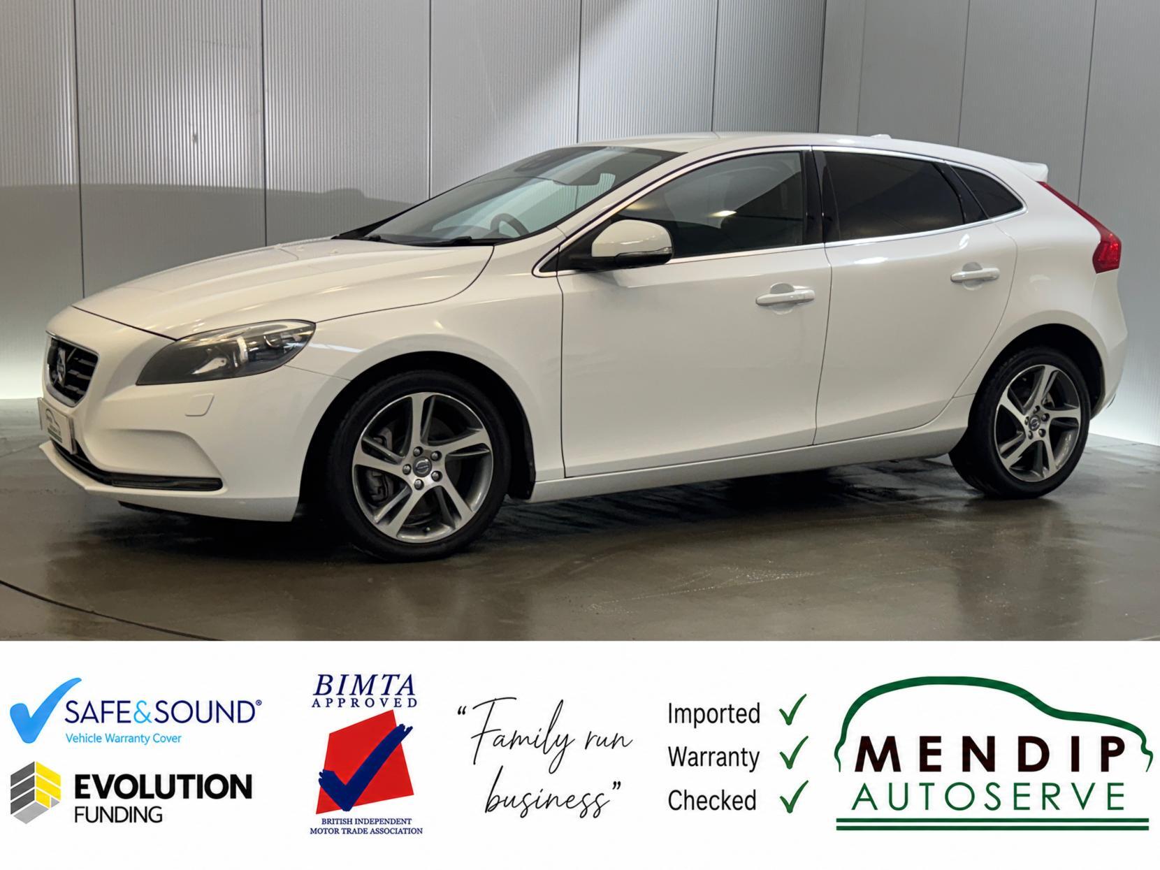 Volvo V40 view 4