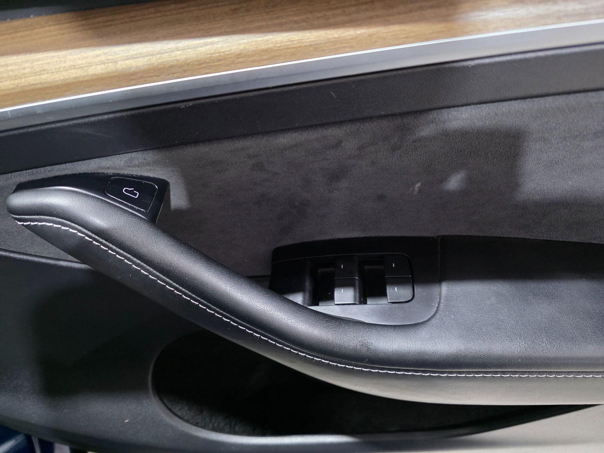 Tesla Model Y view 15