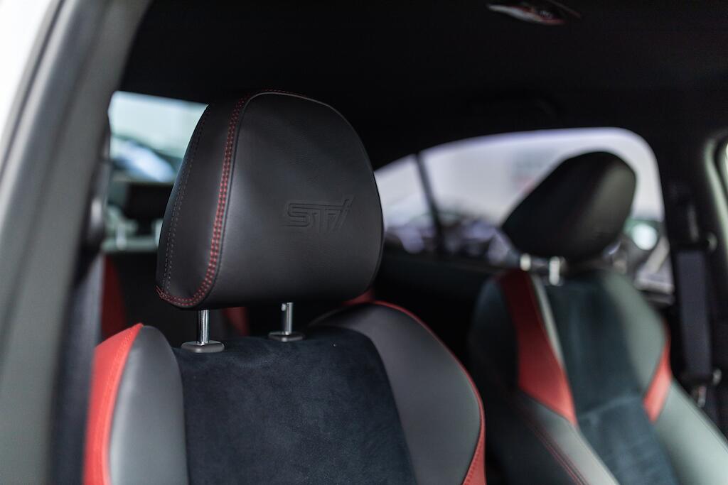 Subaru WRX Sti view 35