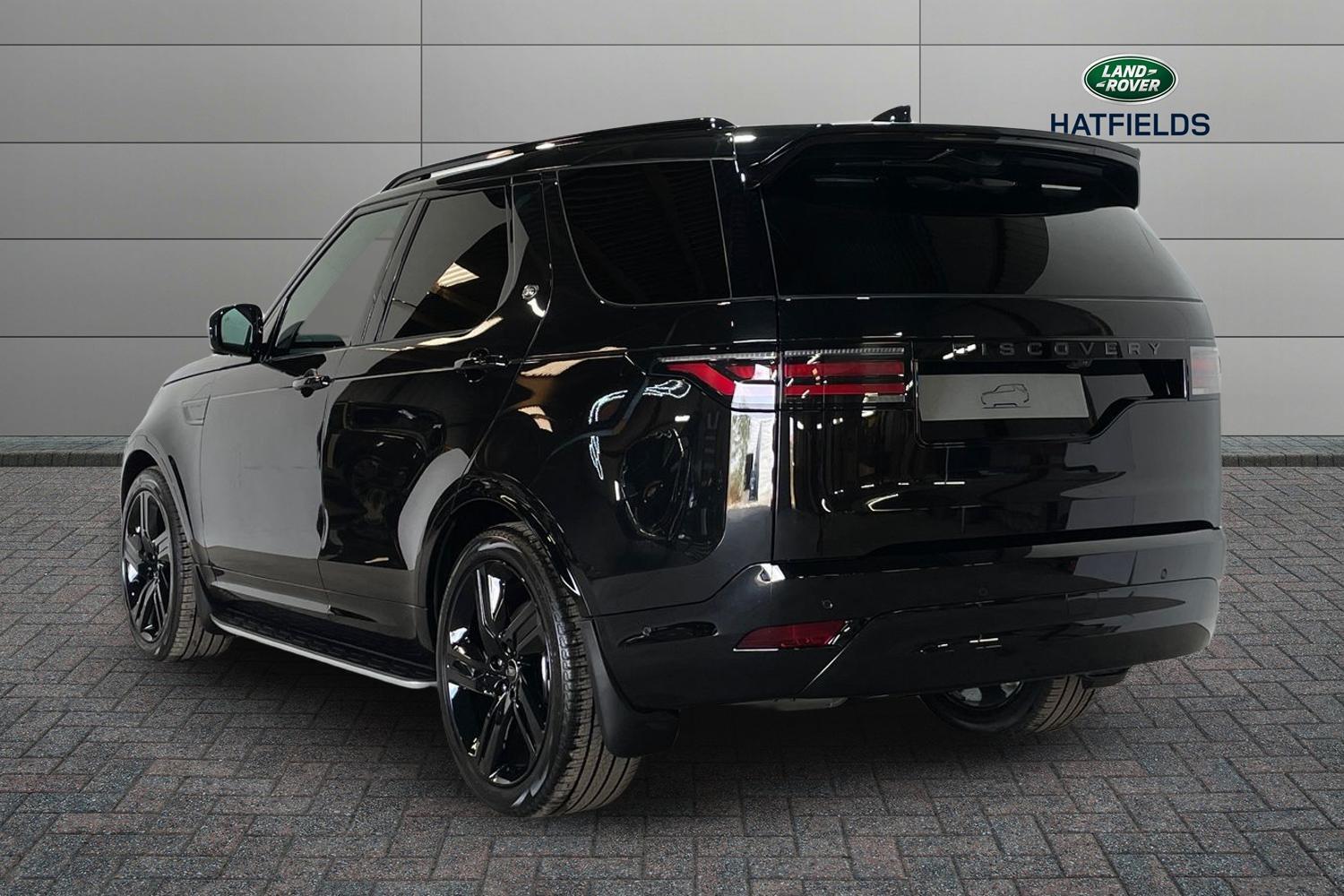 Land Rover Discovery view 2