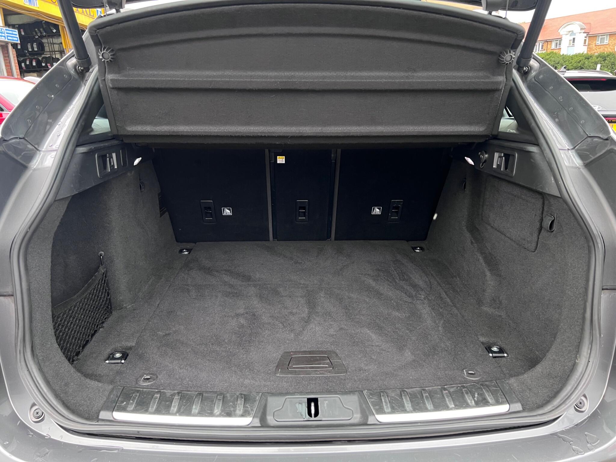 Jaguar F-Pace view 35