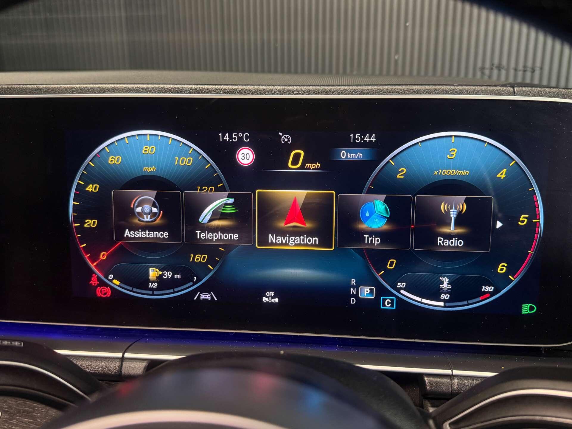 Mercedes-Benz Gle view 42