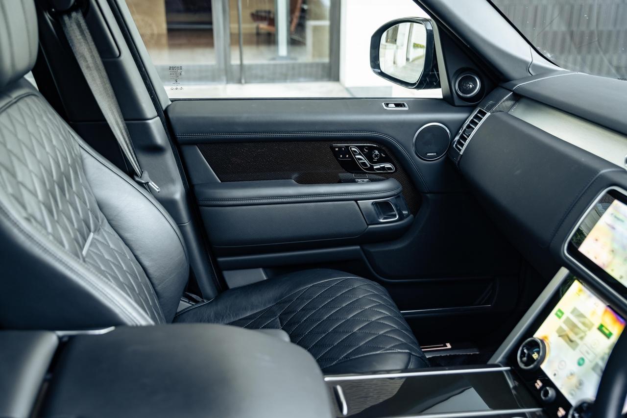 Land Rover Range Rover view 35