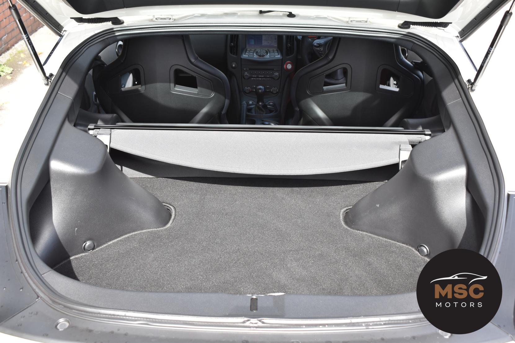 Nissan 370 Z view 57