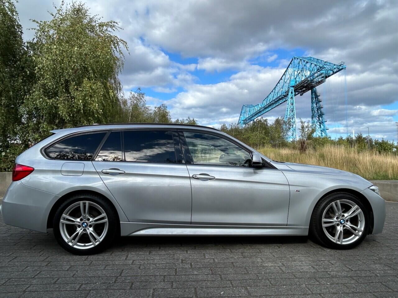 BMW 3 Series view 2