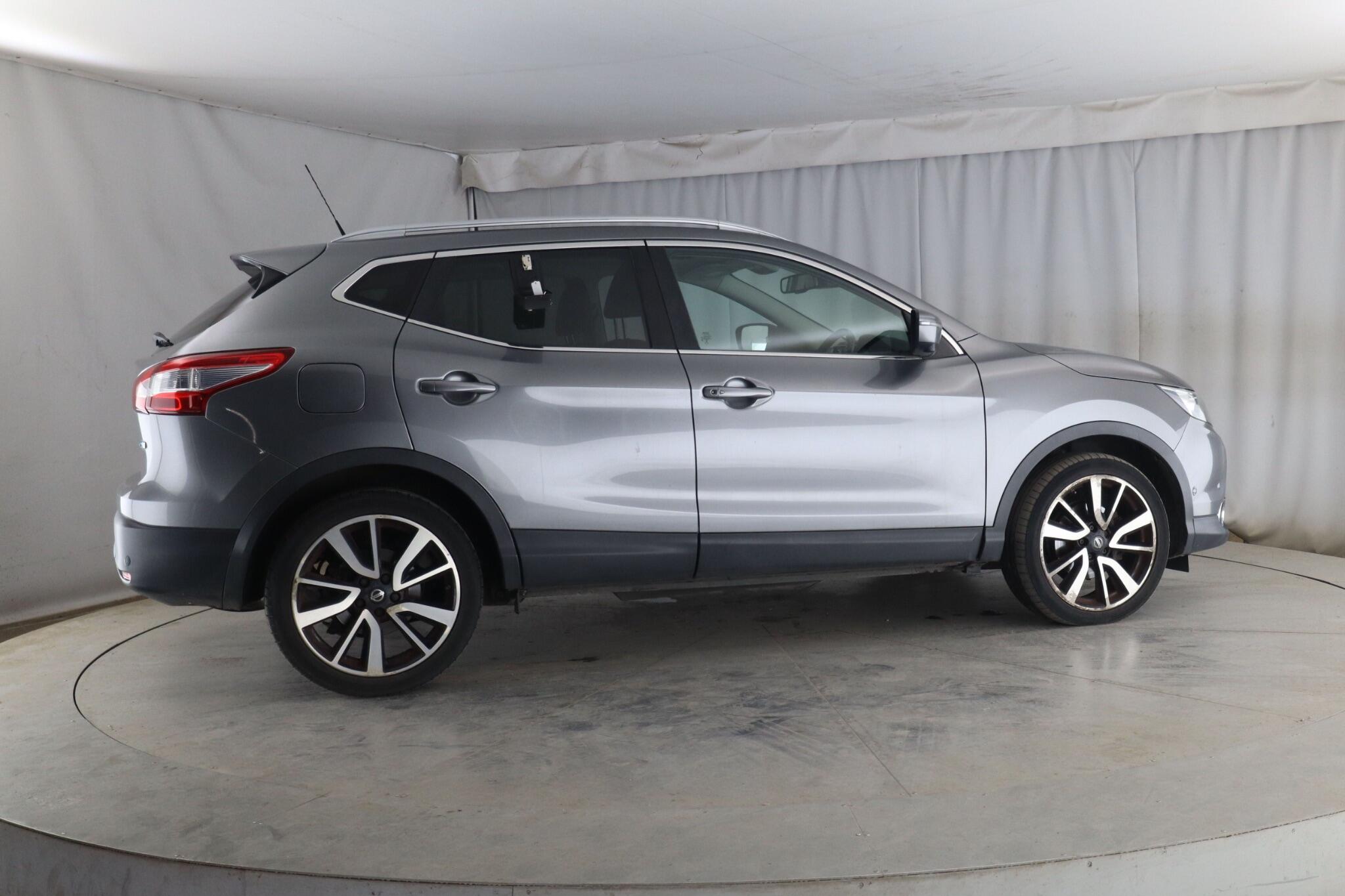 Nissan Qashqai view 3