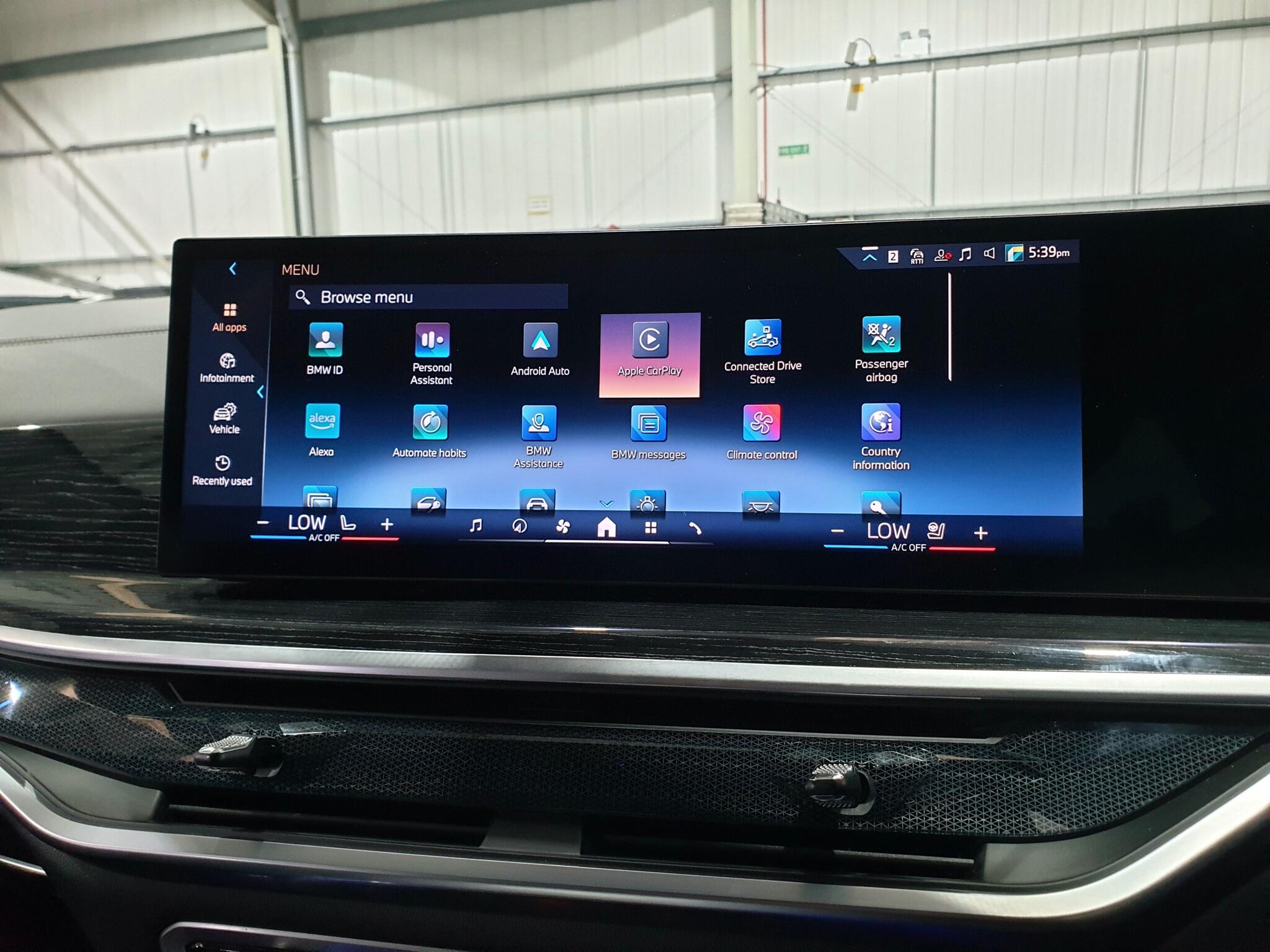 BMW X5 view 80