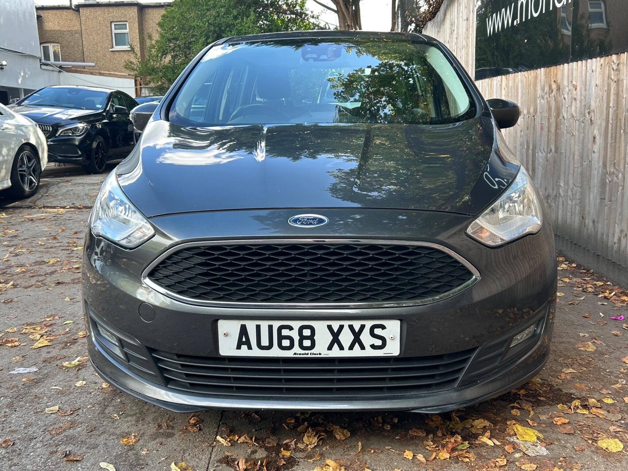 Ford Grand C-Max view 18
