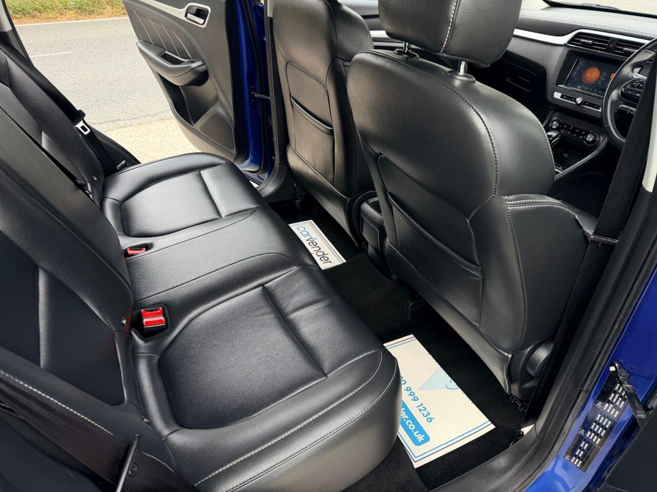 MG ZS view 23