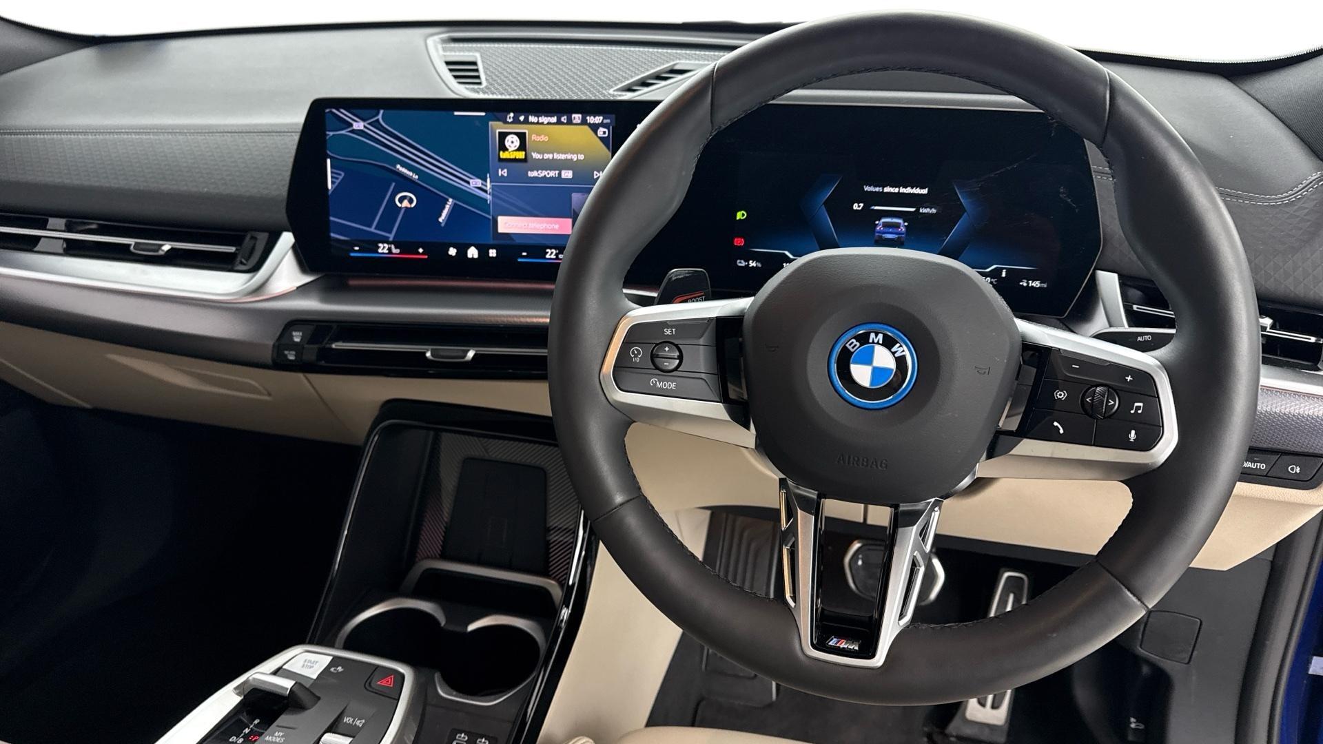 BMW Ix2 view 5