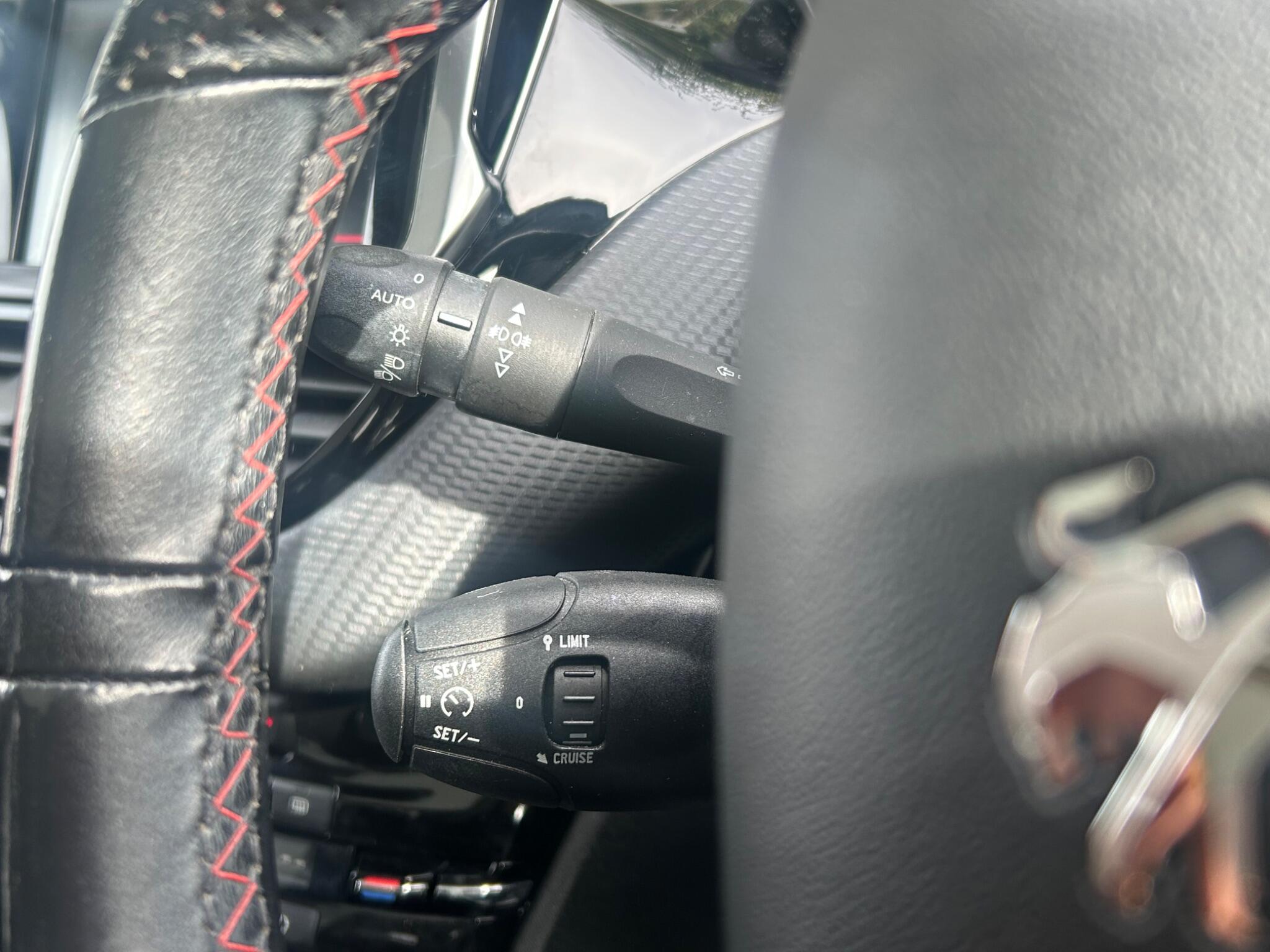 Peugeot 2008 view 52