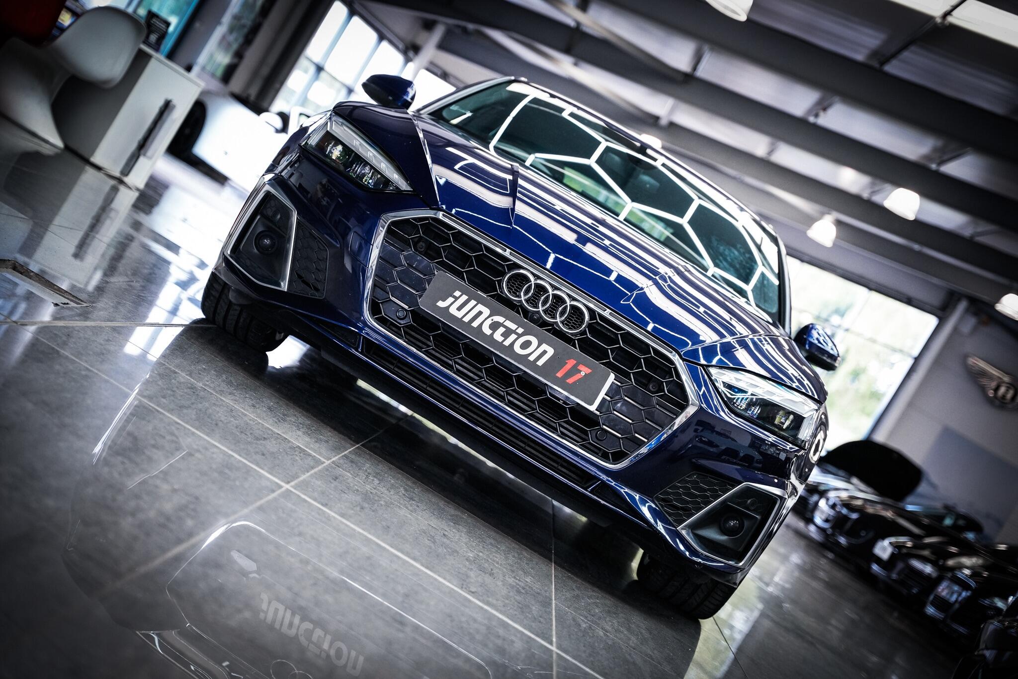 Audi A5 view 4