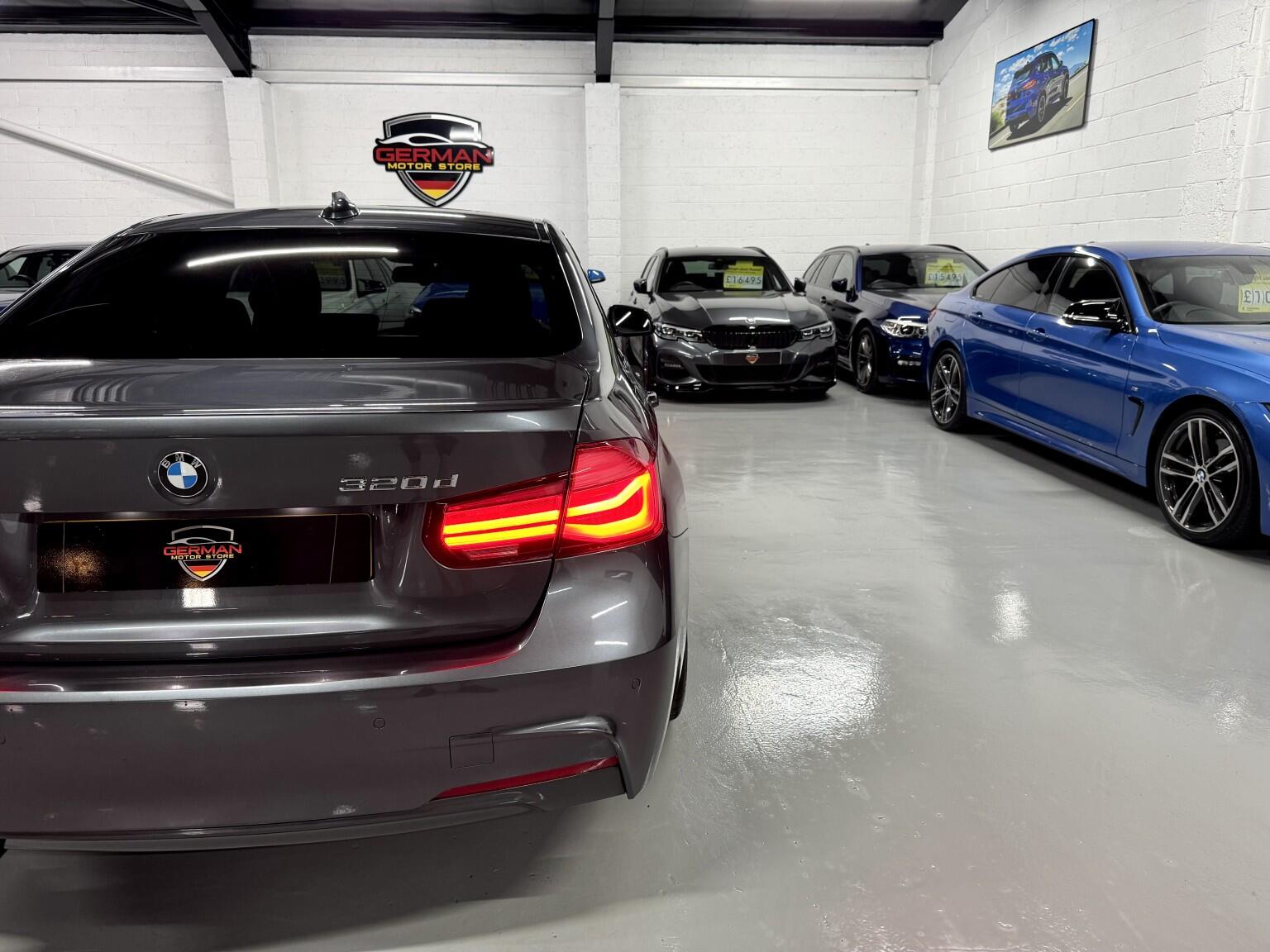 BMW 3 Series view 29