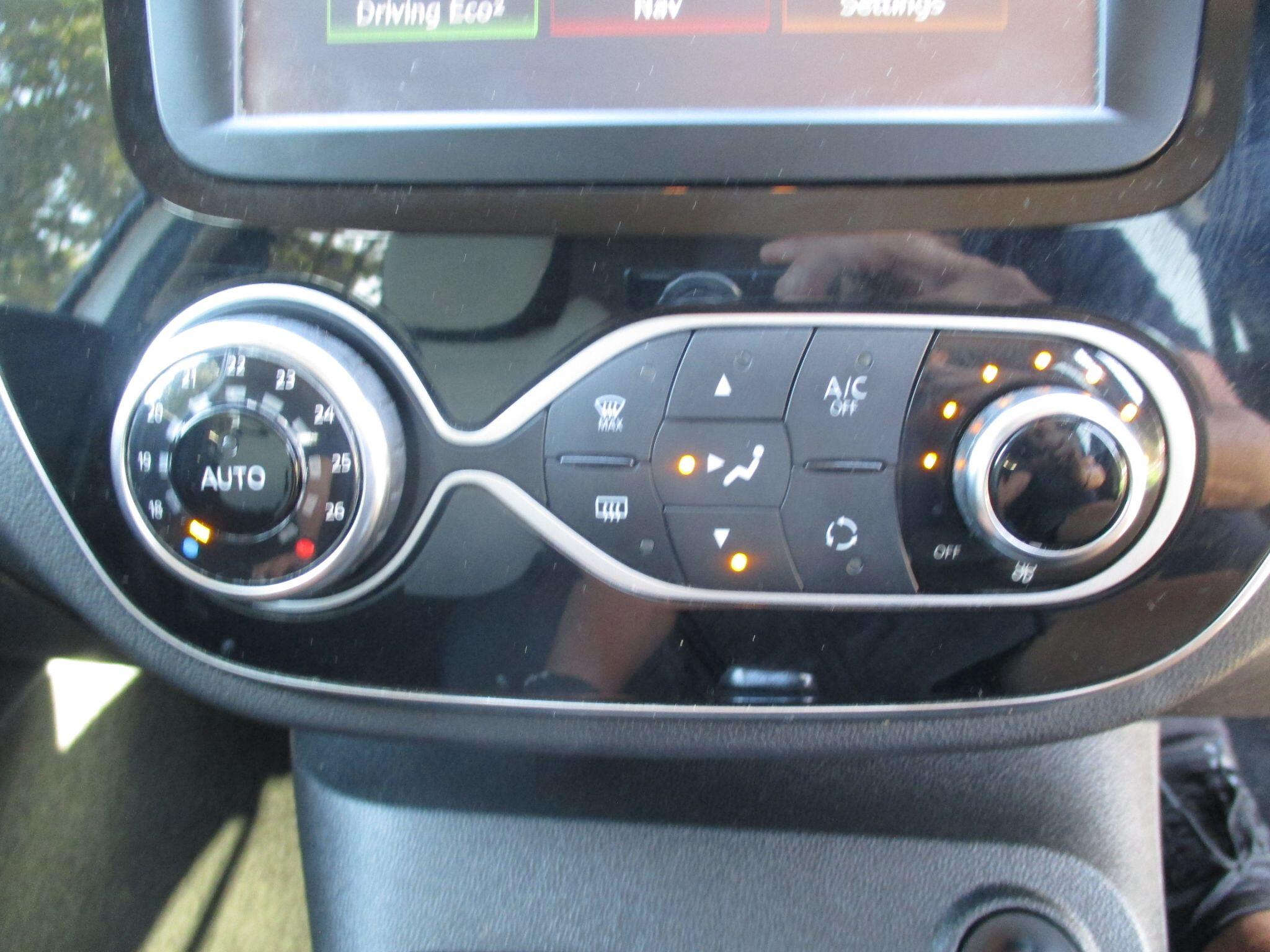 Renault Captur view 39