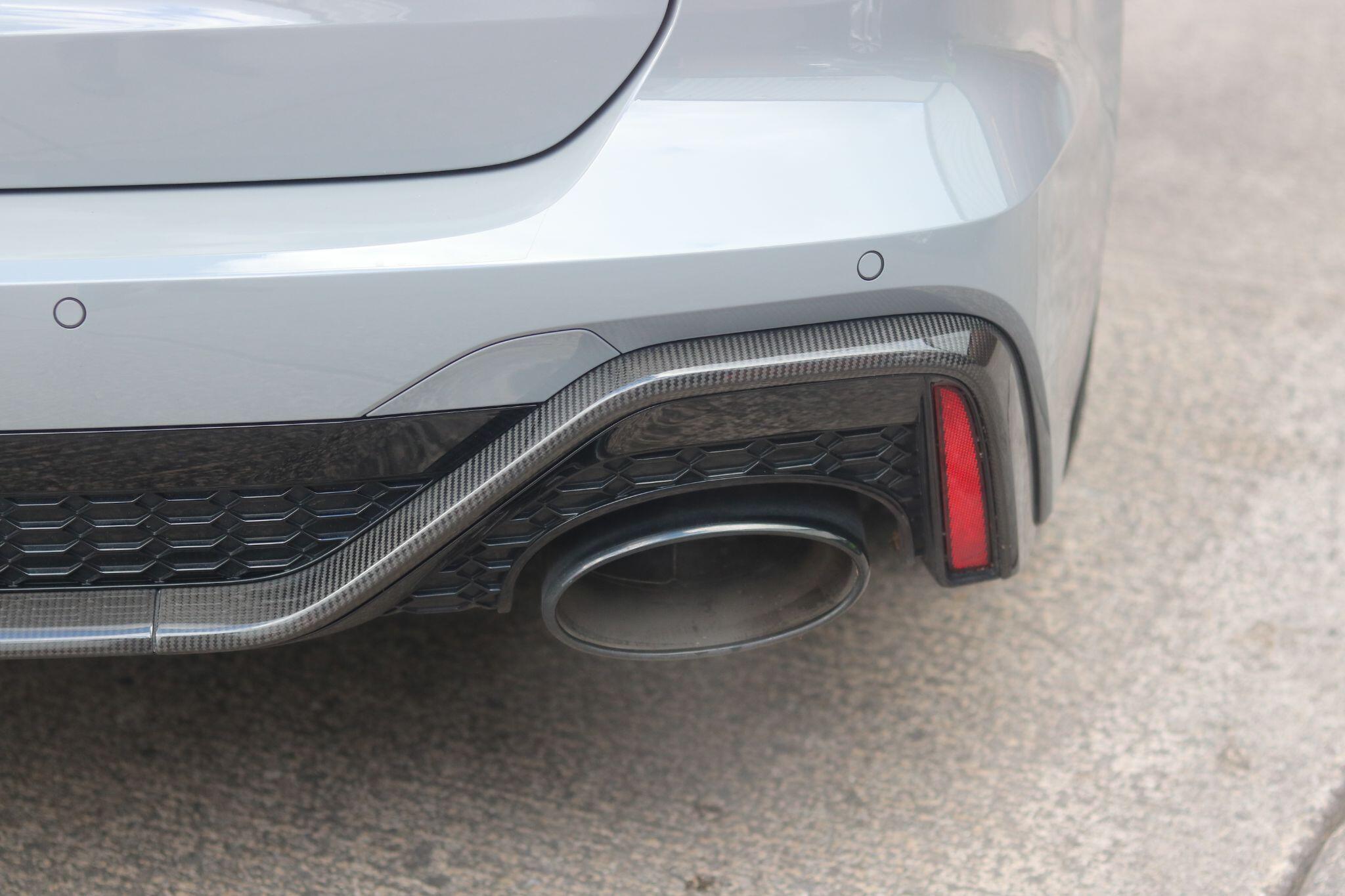 Audi RS6 view 12