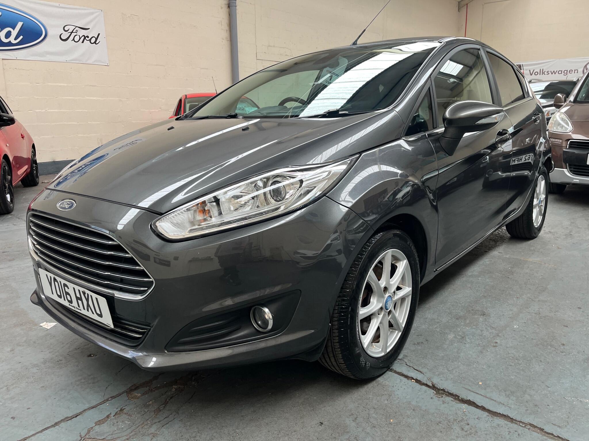 Ford Fiesta view 5