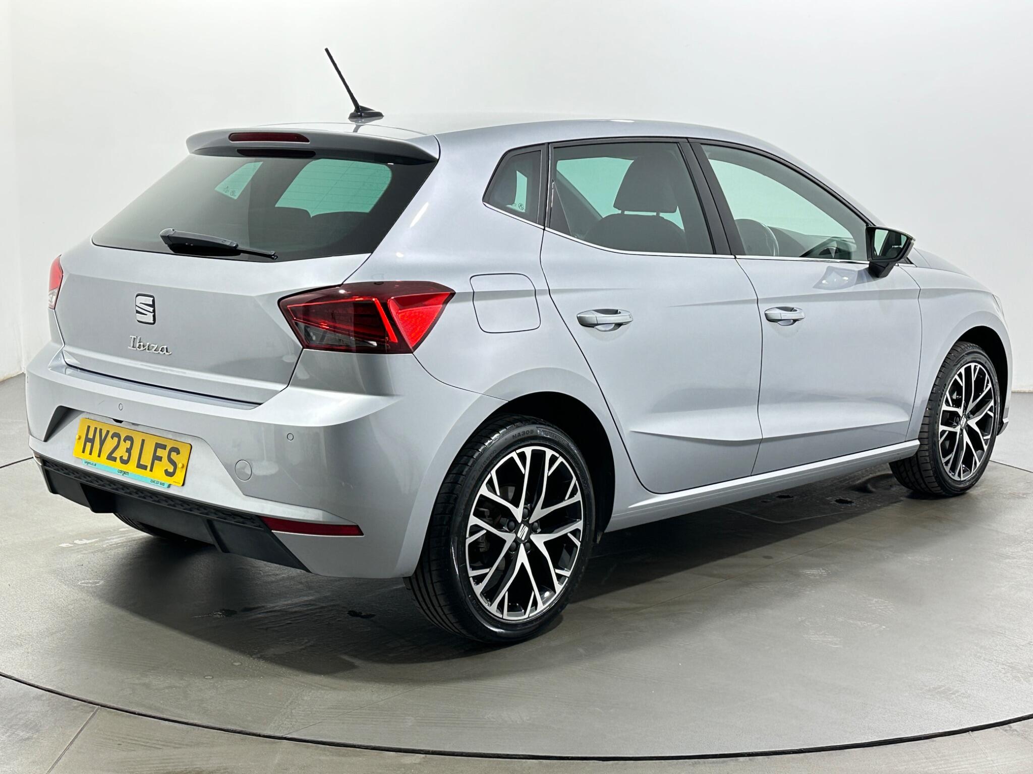 Seat Ibiza view 8