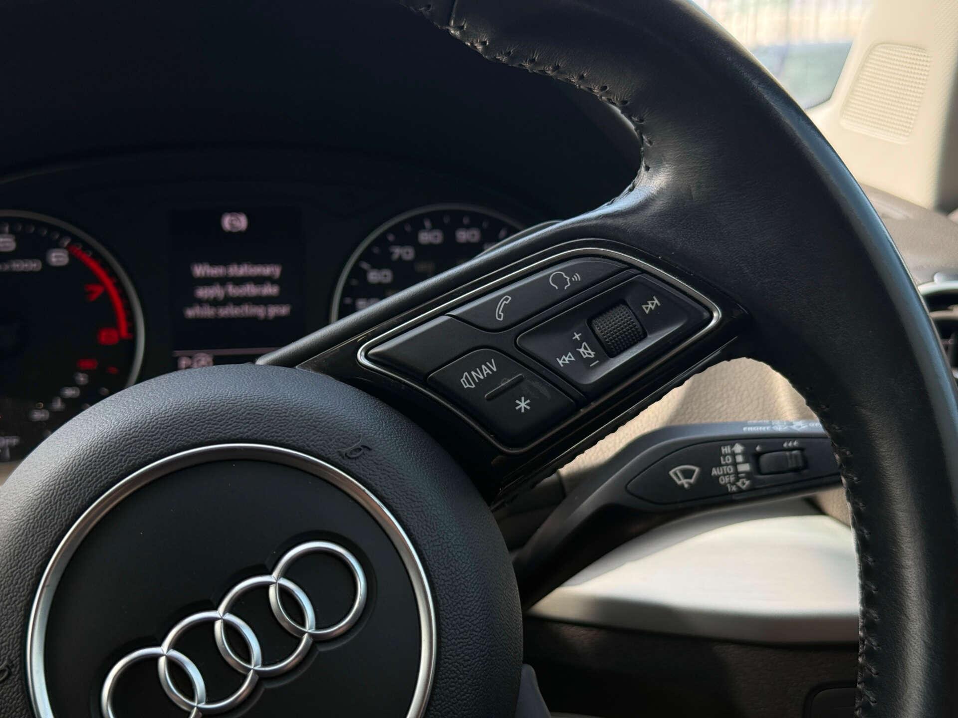 Audi Q2 view 55