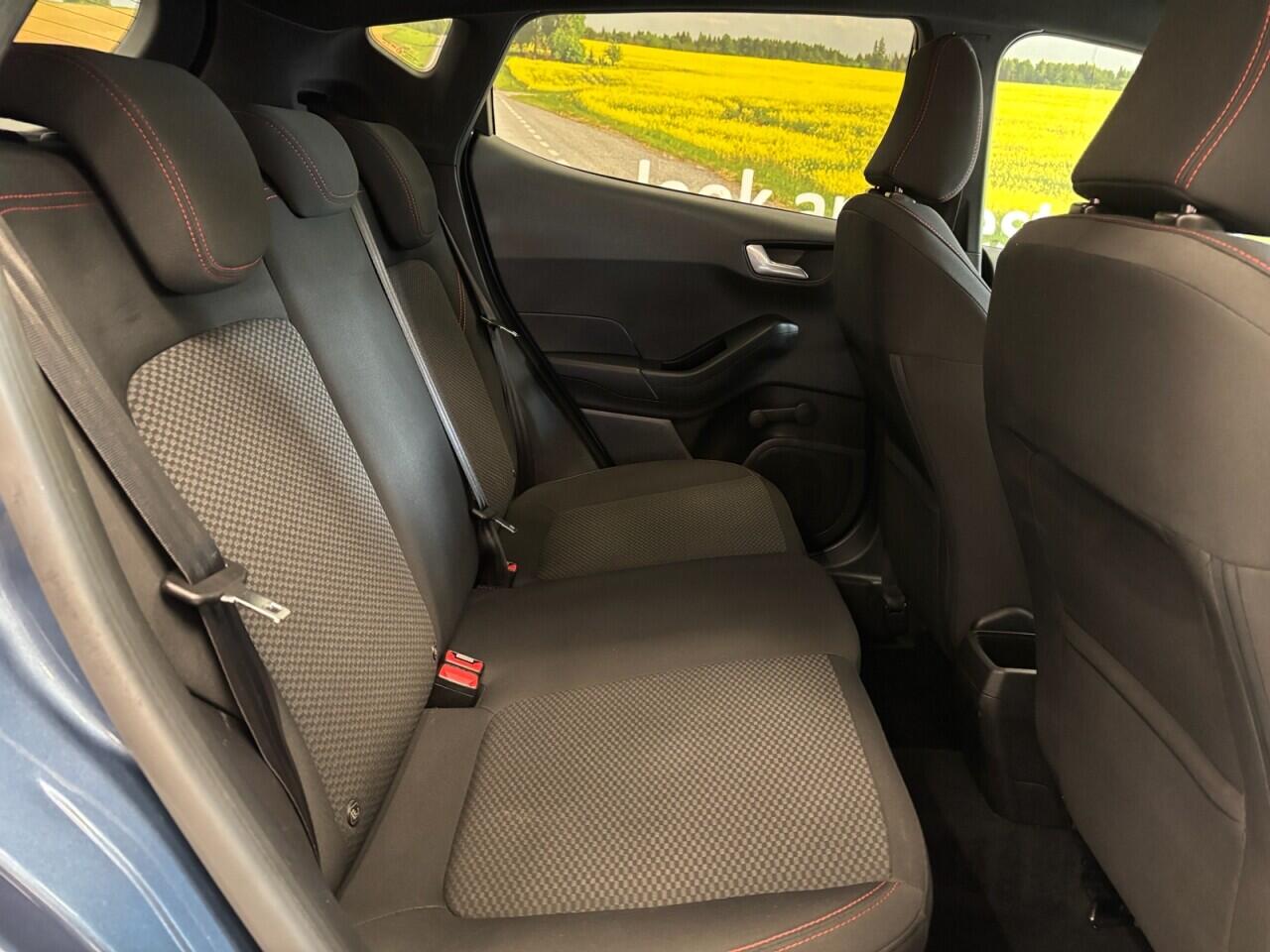 Ford Fiesta view 20