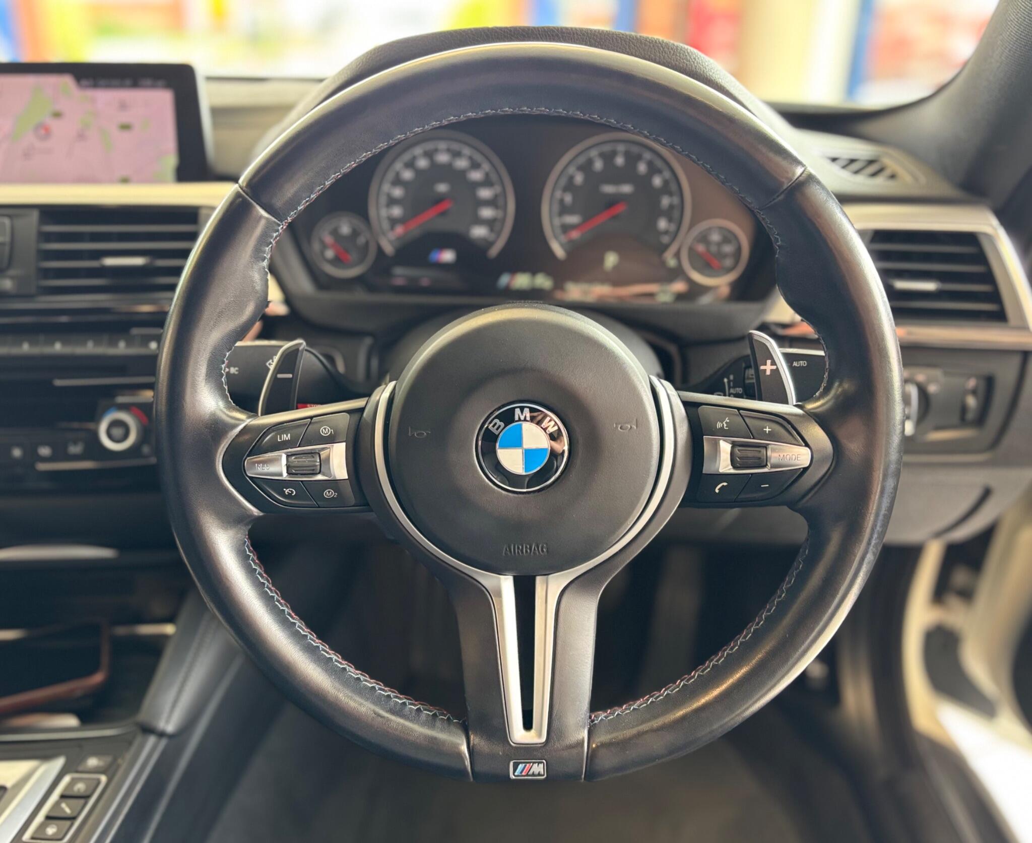 BMW M4 view 24